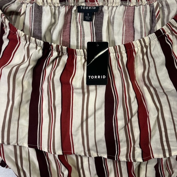 Torrid Ruffles Blouse Crop top Striped Womens 1 Plus size NWT curvy Summer 1573 - Picture 2 of 7